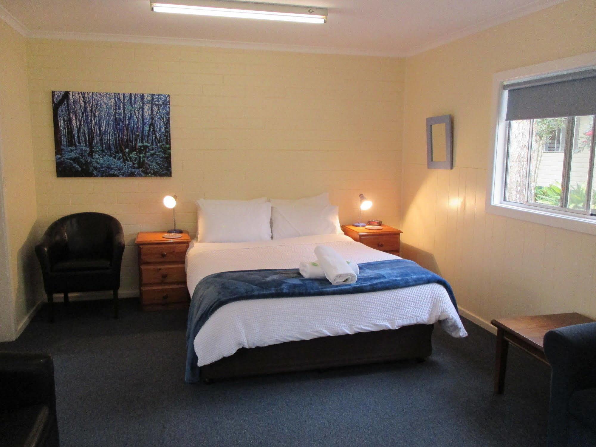 Alpine Riverside Cottages Porepunkah Exterior foto